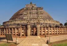 Sanchi Stupa Travel Blog: My Visit to the Sanchi Stupa Sanchi Stupa Travel Blog